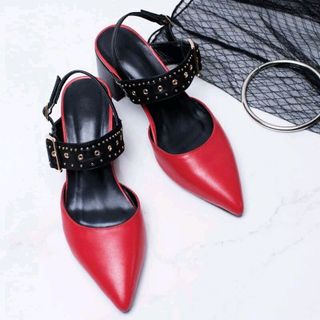 Giày bít mũi phối đinh 6 phân A238