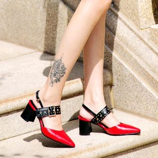 Giày bít mũi phối đinh 6 phân A238