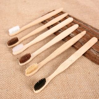 bàn chải đánh răng gỗ tre khắc logo
