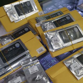 Kim Cương cao cấp Moisanite Mỹ 7.2 li