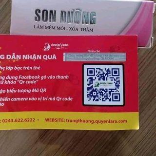 Son dưỡng trị thâm môi Quyên lara