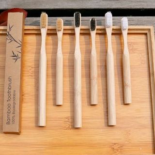 bàn chải đánh răng gỗ tre thân tròn