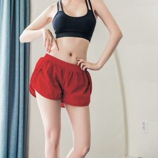 Quần tập đùi viền lưới 2019
