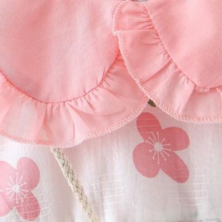 Đầm hoa nhí kèm vương niệm cho bé