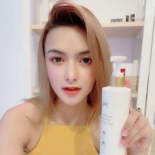 SỮA TẮM JW IN SHOWER CHAI 70g