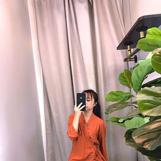 Đồ bộ lam thêu hoa kết ngọc