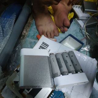 Sạc dự phòng 4cell pin