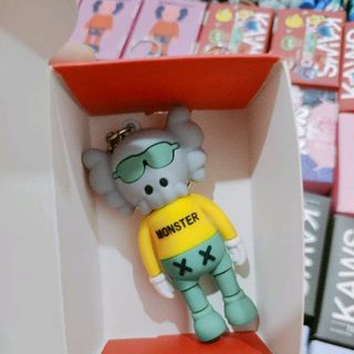 Móc khoá KAWS siêu hot