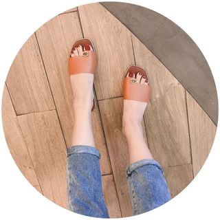 Dép quai ngang kẹp