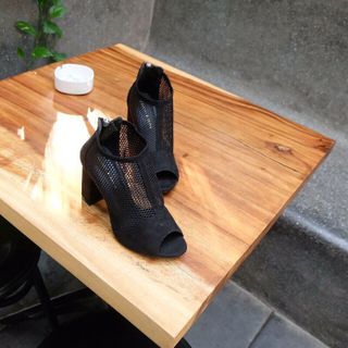 Giày sandal boot lưới hở gót và bít gót có khóa kéo