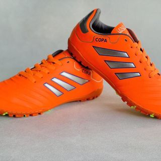 giày đá bóng xịn
