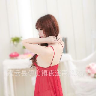 Váy ngủ xẻ tà xuyên thấu gợi cảm FReesize dưới 65Kg