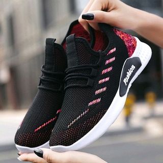 giày thể thao nữ s2