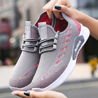 giày thể thao nữ s2