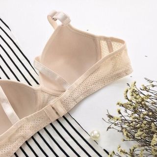 ÁO LÓT AN275 không gọng mút mỏng vừa