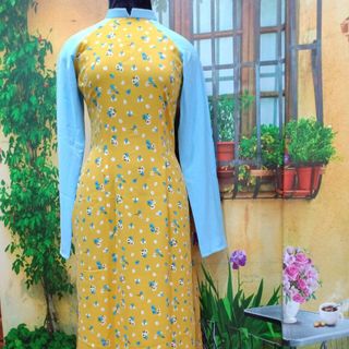 Áo dài truyền thống lụa Hàn vàng ống tay xanh da trời