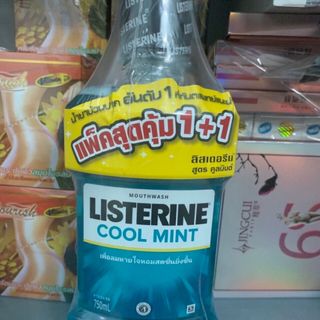 Nước súc miệng Listerine Thái
