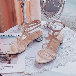 Giày sandal gót xò