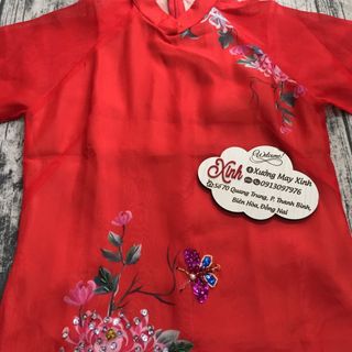 Áo dài cách tân hoa in 3D kết cườm lấp lánh