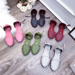 Giày sandal r