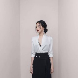 ÁO PHỐI CHÂN VÁY SANG TRỌNG