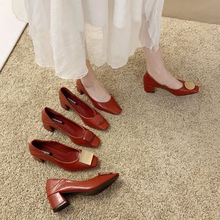 Giày cao gót đế vuông