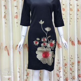 Đầm thêu