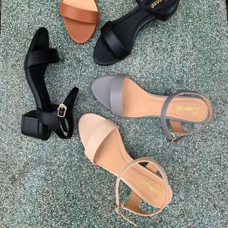 Giày sandal gót trụ 5p