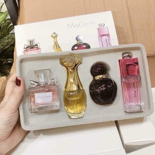 set 4 lọ nước hoa