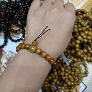 Vòng Tay Gỗ Bách Xanh 8mm