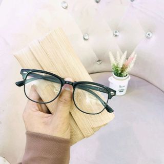 Kính nửa gọng thời trang hot trend