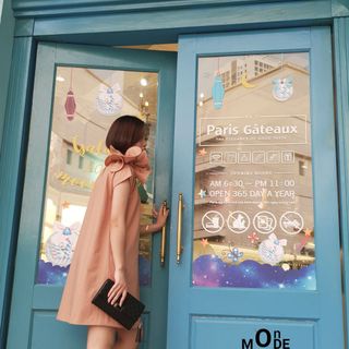 On MODE- VÁY THIẾT KẾ BUTTER-FLEUR