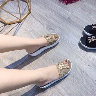Dép xuồng