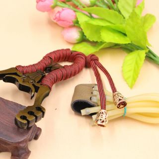 Ná Thun Cao Su hình đầu trâu độc đáo bao gồm dây