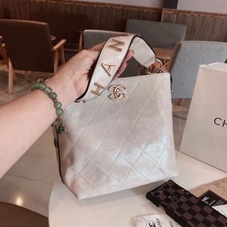 Tui cao cấp nút i