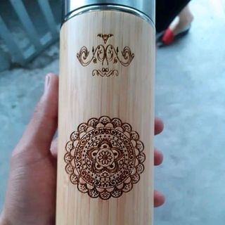 quà tặng doanh nghiệp - bình giữ nhiệt vỏ tre