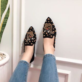 Giày bup bê mui nhọn cáo