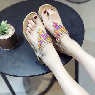 Giày sandal form nhỏ