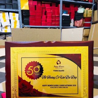 Cung cấp bảng ghi danh khen thưởngbằng chứng nhận gỗ đồngNhận làm bằng chứng nhậnkỉ niệm chương vinh danh