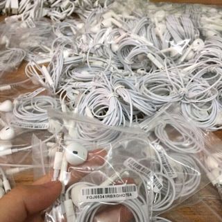 Tai nghe điện thoại tiện dụng