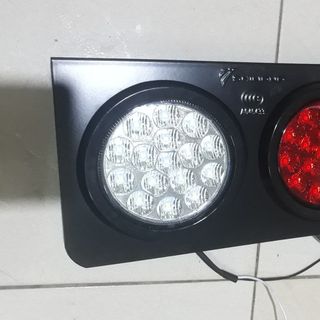 Đèn hậu đít công 3 khoang tròn 1 chiếc