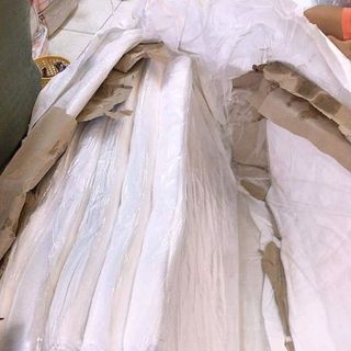 khăn tắm và chăn ga khách sạn