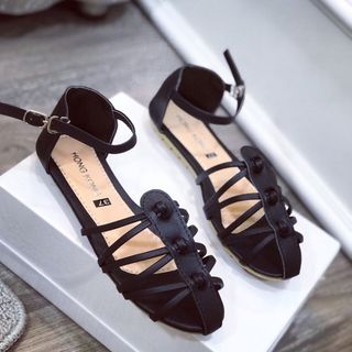 Giày sandal bit rọ