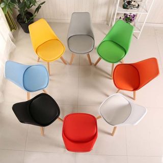 Ghế eames mặt nệm chân gỗ sồi tự nhiên