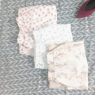 Chân váy voan xẻ đùi Chiffon Skirt