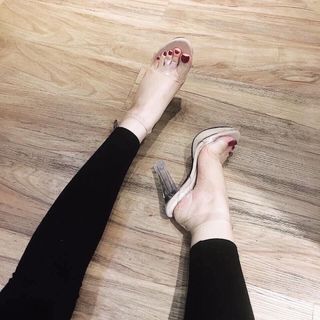 Giày sandal gót tien