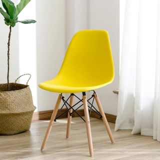 Ghế eames luôn được khách hàng lựa chọn