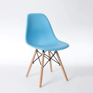 Ghế eames luôn được khách hàng lựa chọn