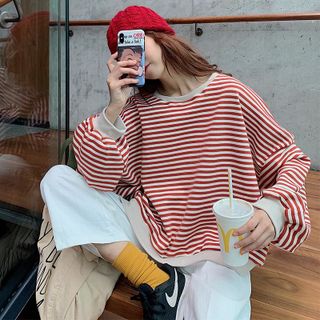 Áo nỉ nữ Sweater form rộng kẻ ngang