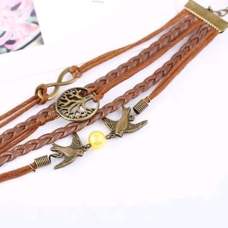 Vòng tay vòng da nhiều tầng
